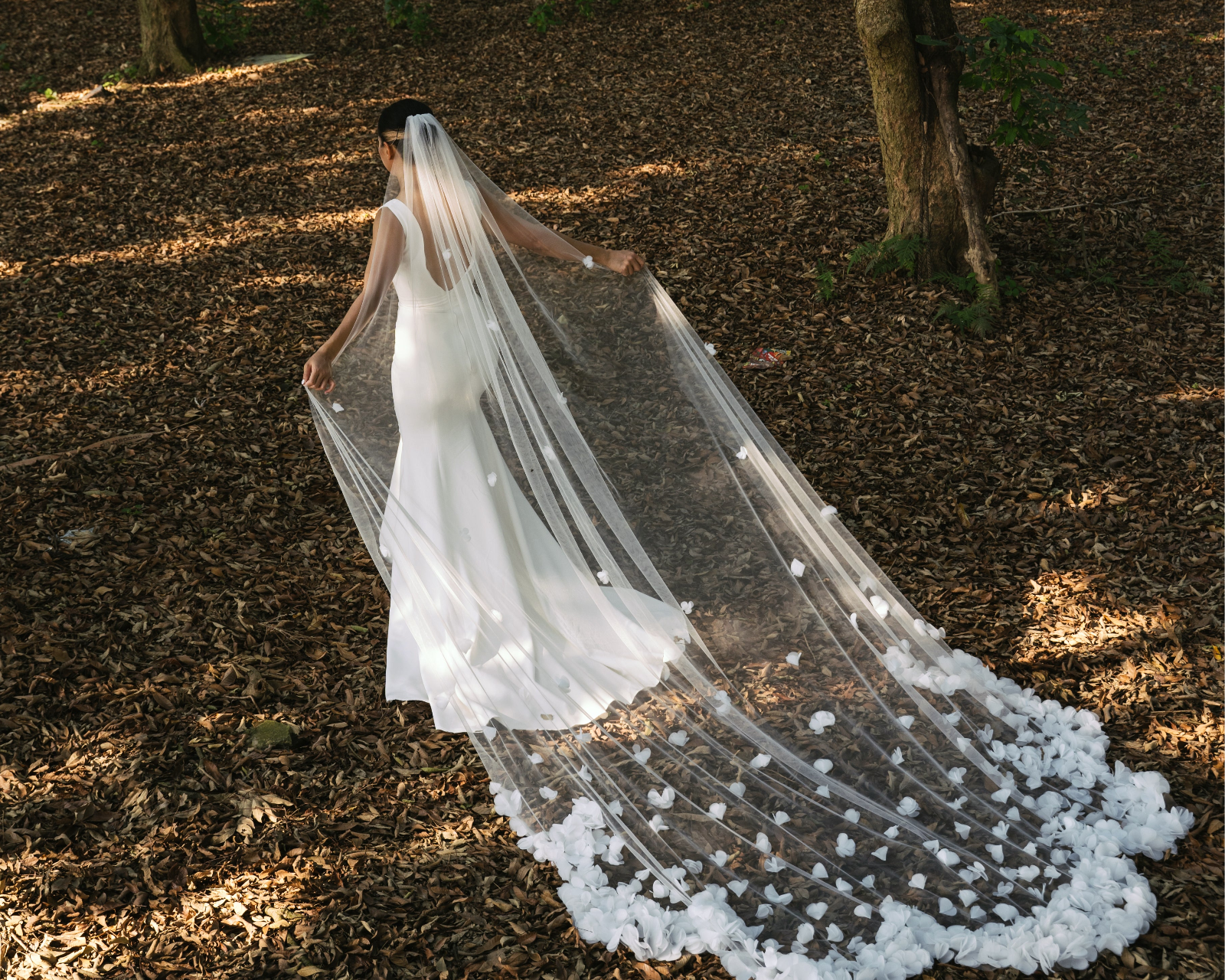 The Rise of Statement Veils: Oversized, Dramatic Styles