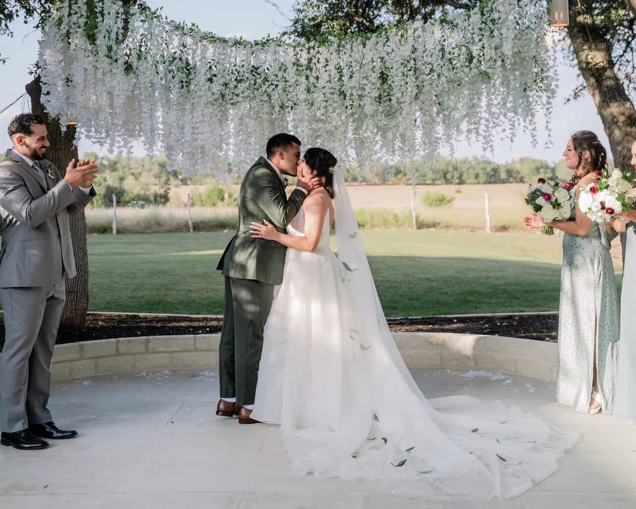 Cathedral Veils 101: Everything You Need to Know Before Your Big Day