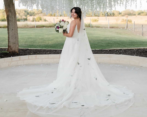 7 Stunning Ways to Style a Cathedral Length Wedding Veil