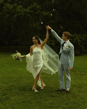 Lace vs Chiffon Veils: Differences Brides Should Know