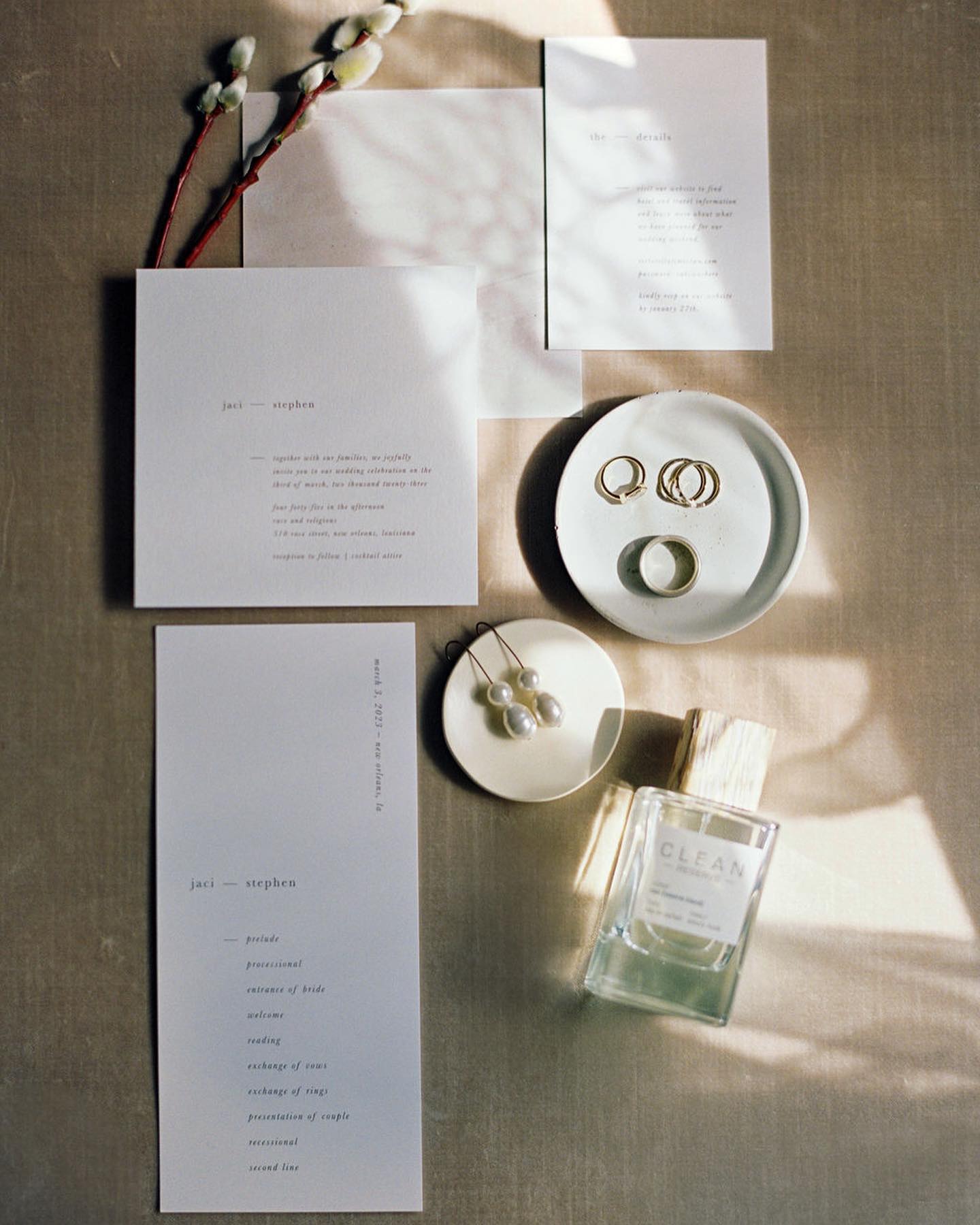 Wedding Day Checklist for Brides: Don't Forget These Must-Haves!