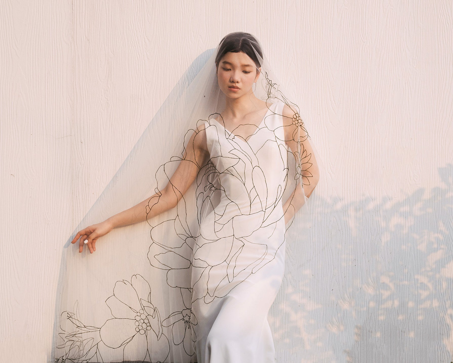 How to Choose the Perfect Embroidered Veil for Your Wedding Gown