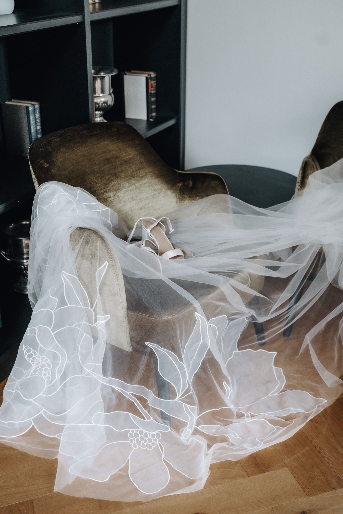 5 Common Mistakes to Avoid When Choosing a Chapel Wedding Veil