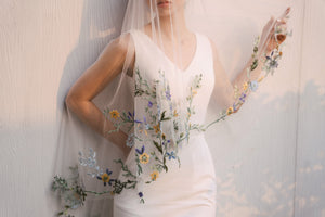 How Custom Colorful Floral Veils Are Made: From Inspiration to Final Stitch