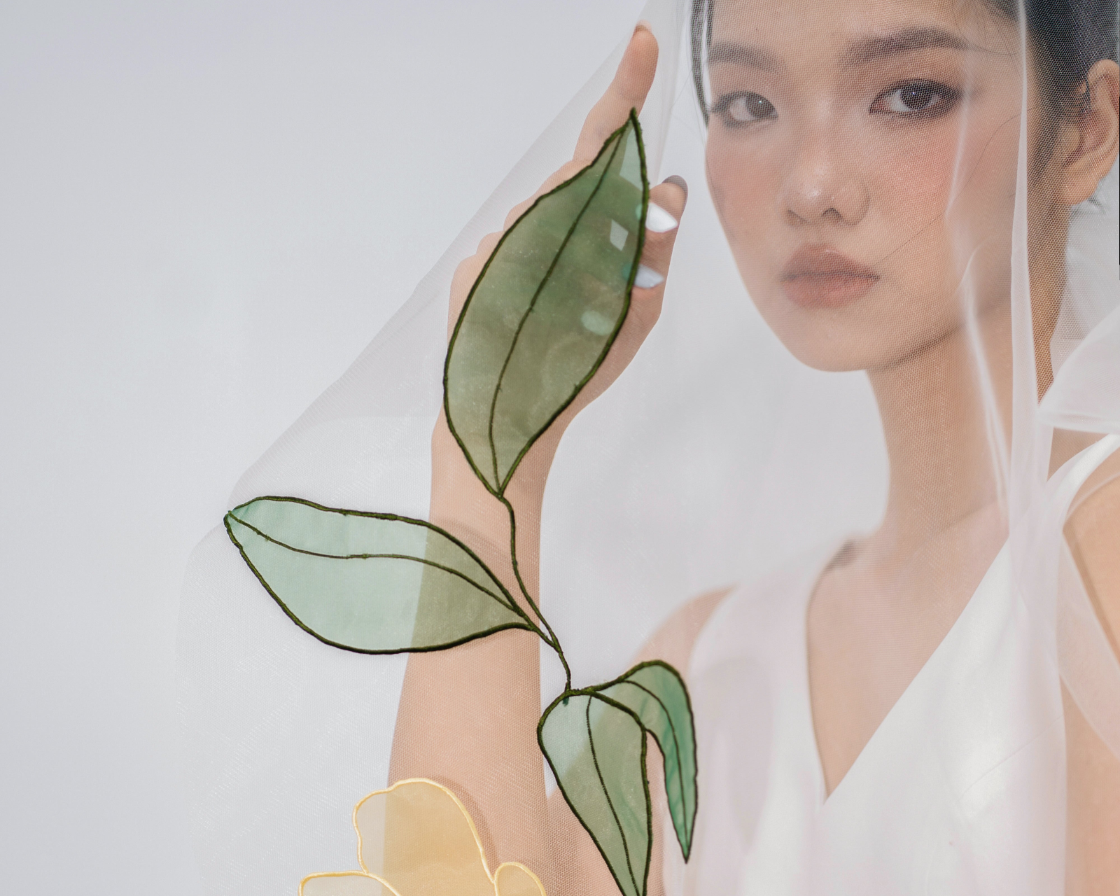 Top Cathedral Veil Trends for 2025