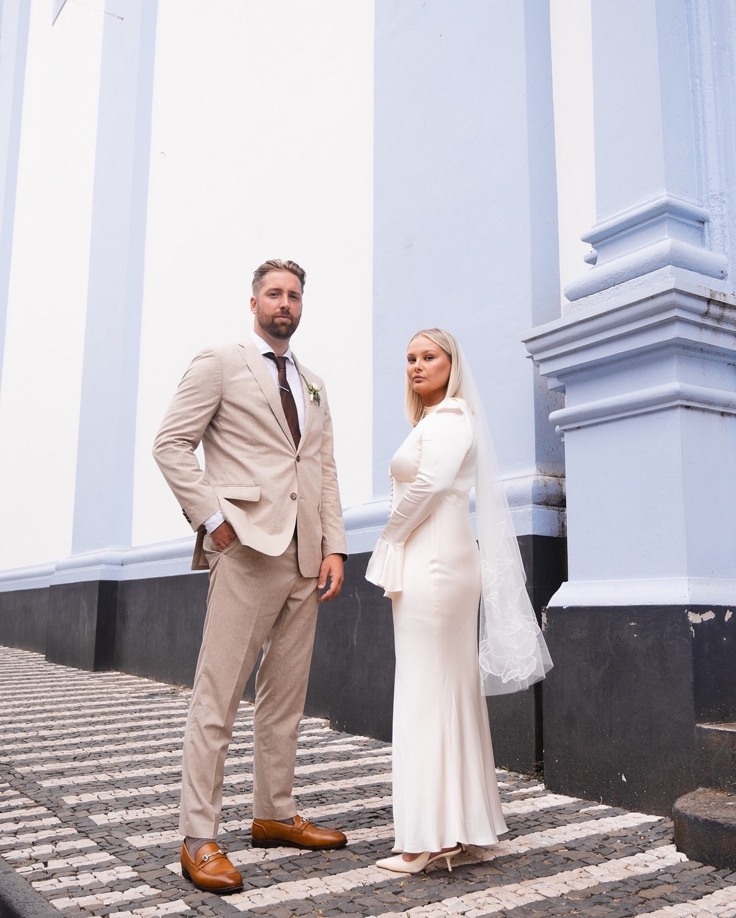 Elbow-Length vs Fingertip-Length Veils: Which Flatters Best?