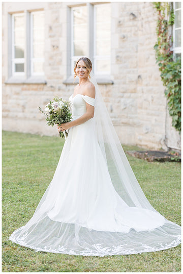LEANNE | Floral lace veil