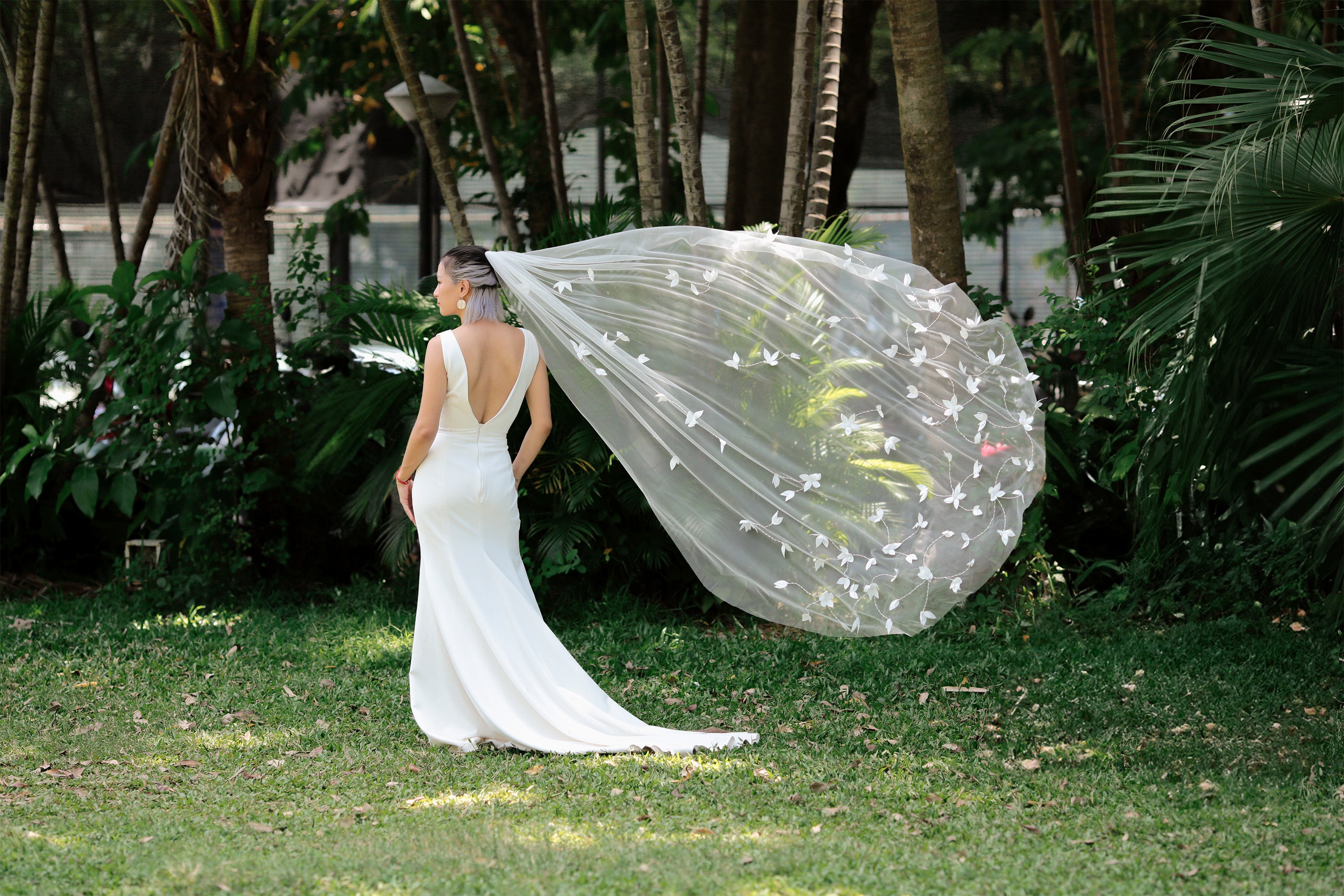 KAYLA | Chapel 3D floral veil