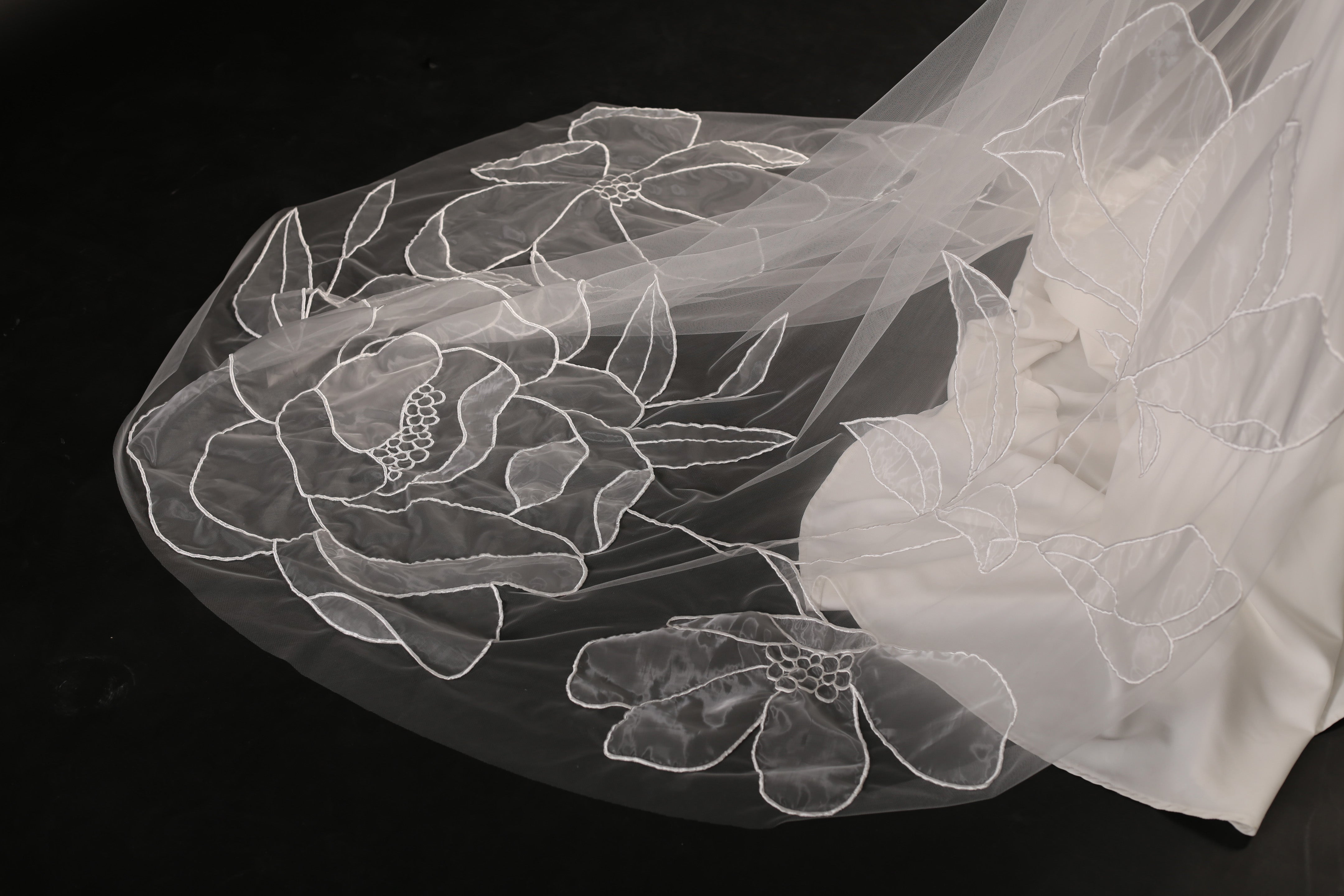 KAITIE | Chapel organza floral cape