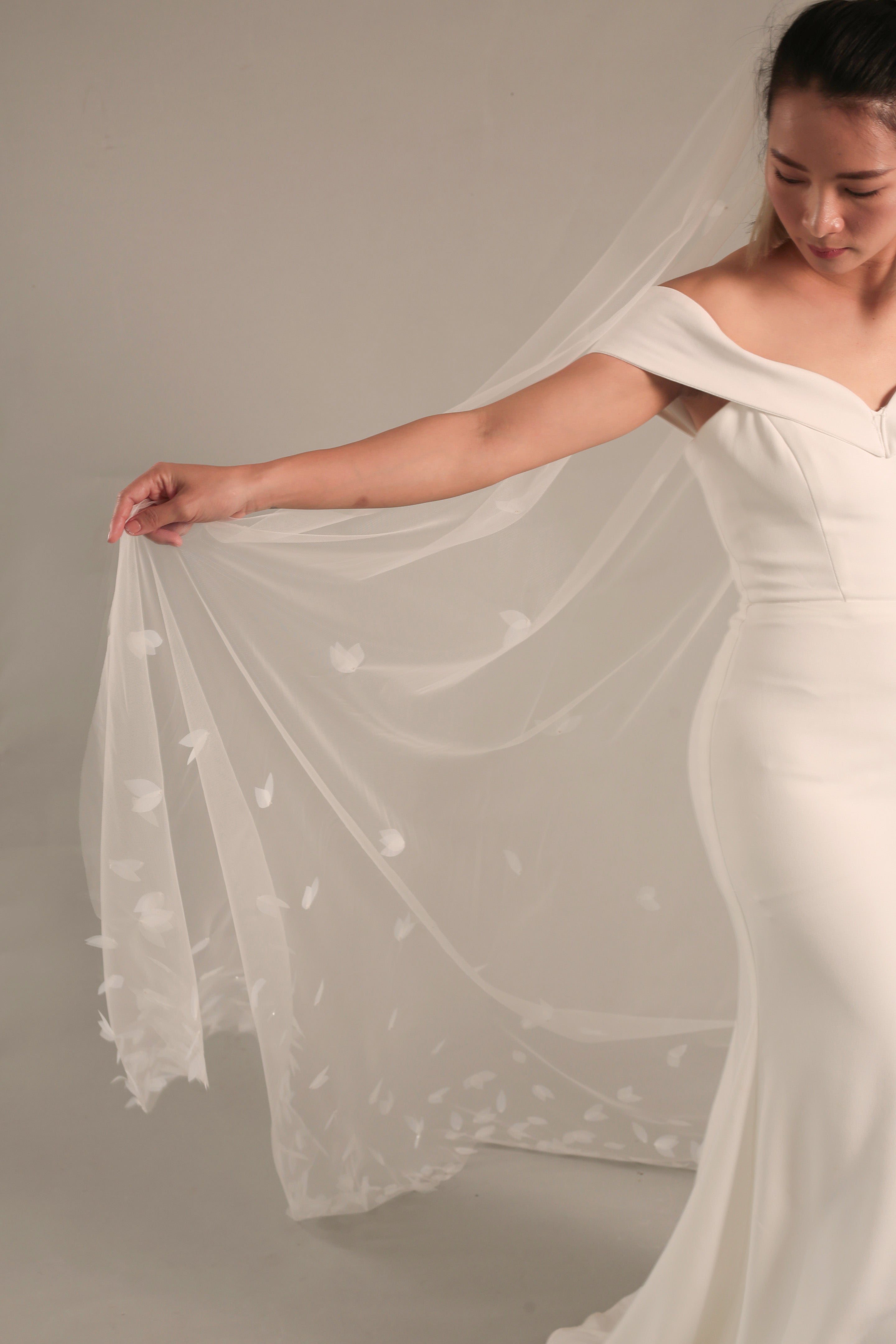 SADIE | Petal chapel veil
