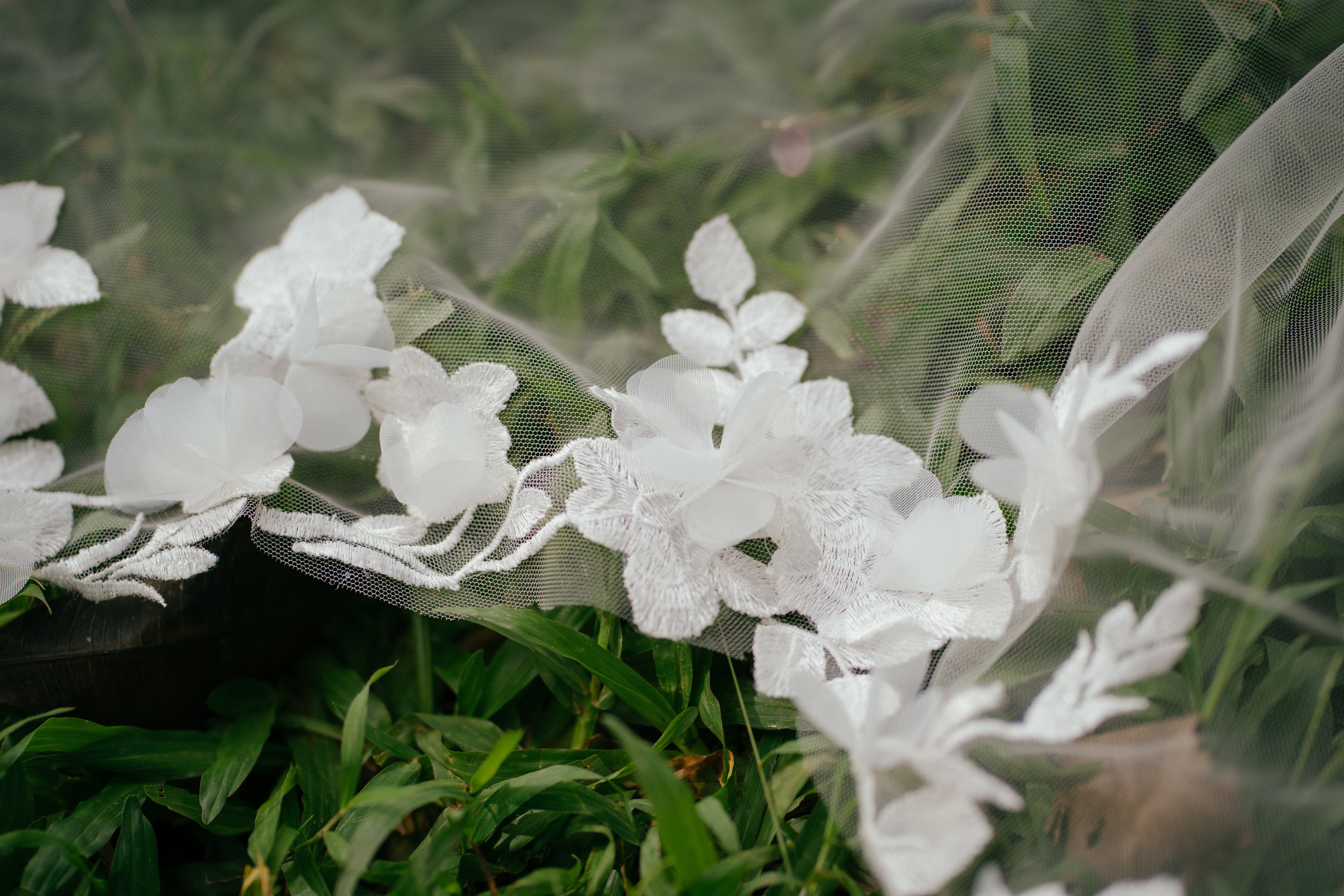 KYLIE 3D Floral Cathedral Veil