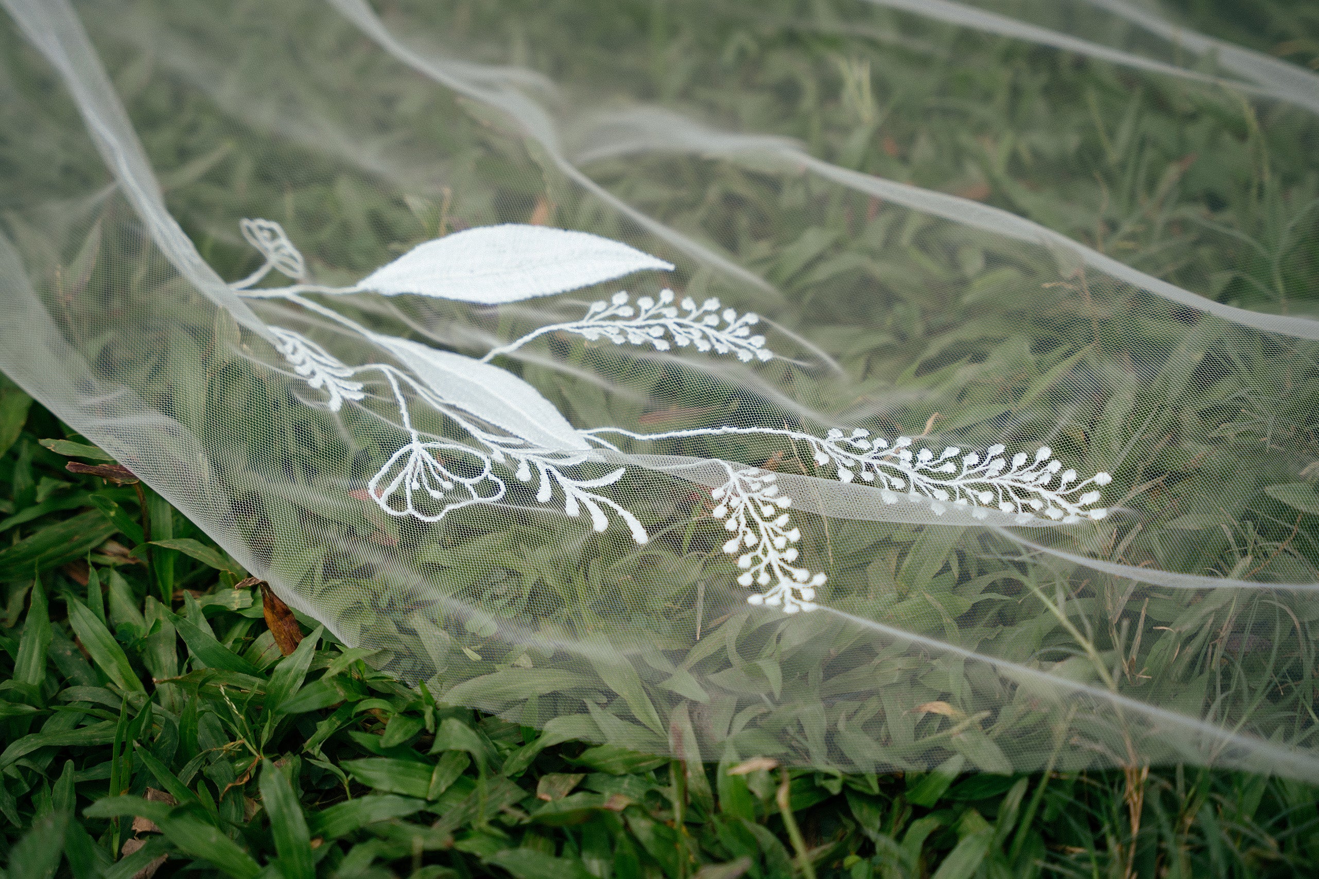 SARAH | Romantic cathedral embroidery floral veil/ Custom veil/ Cathedral wedding veil/ Wedding veil/ floral veil/