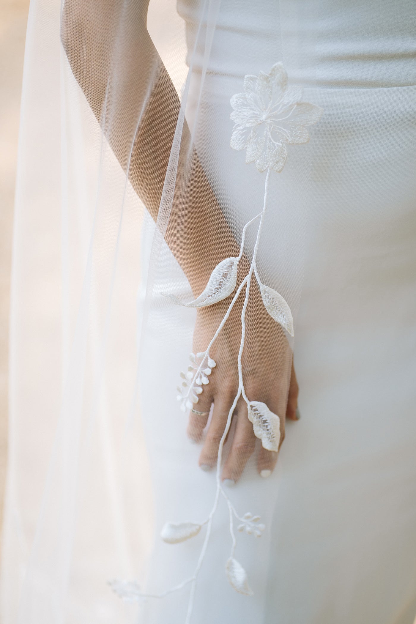 HANNAH | Embroidered wedding veil, White / Cathedral length: 110 inches HANNAH | Embroidered wedding veil, White / Cathedral length: 110 inches