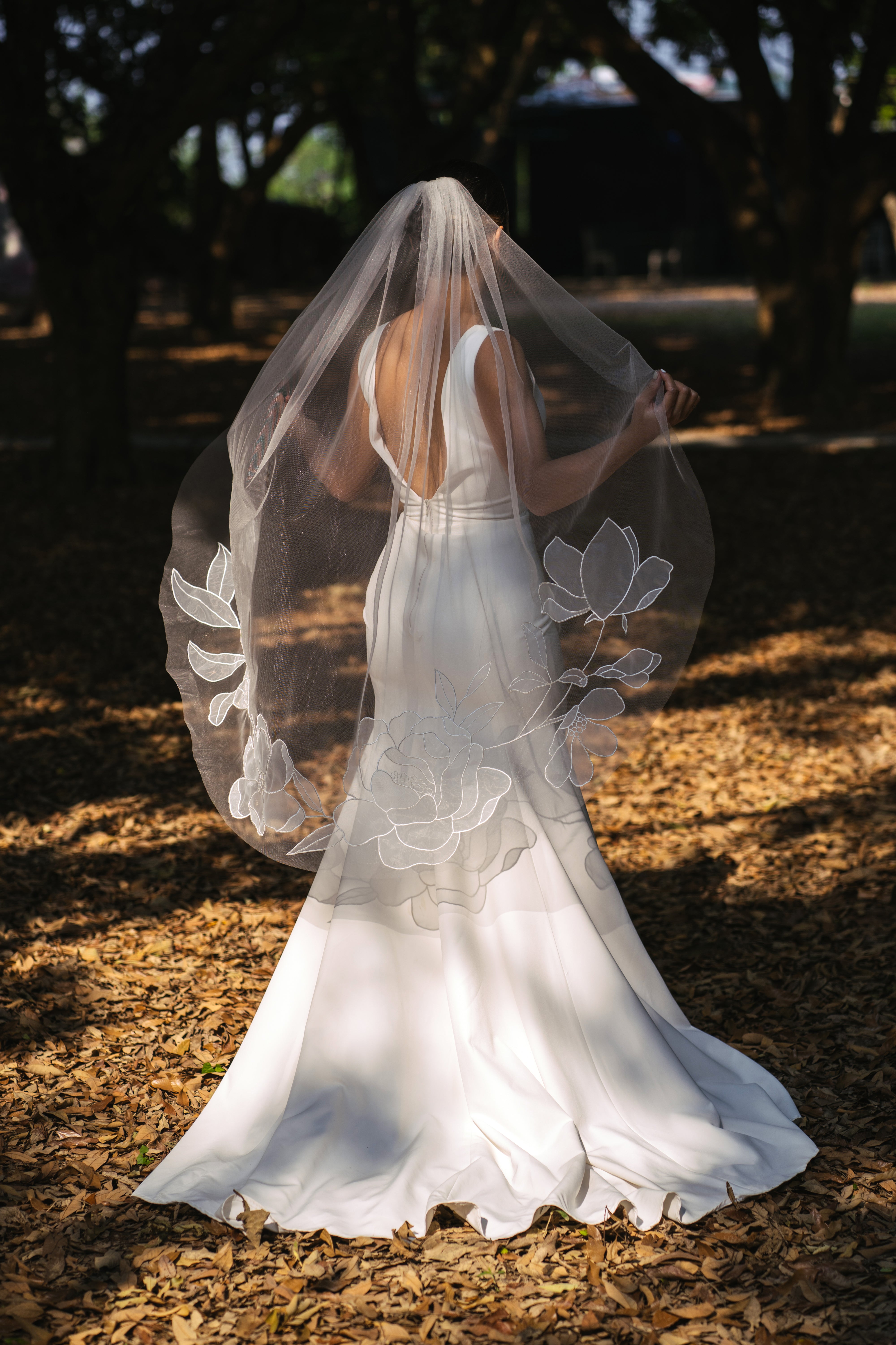 Kaitie Fingertip Organza Embroidery Wedding Veil
