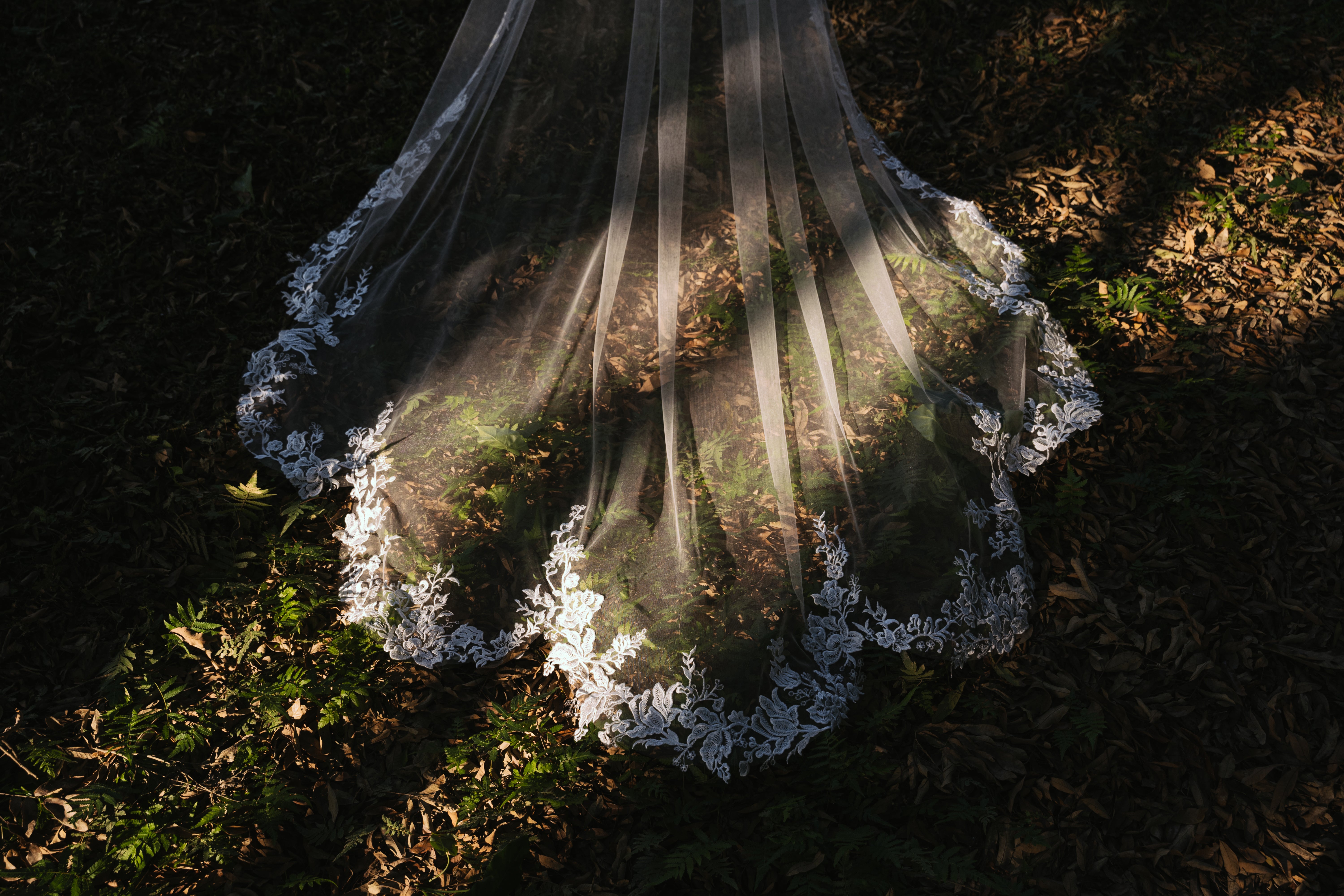 bottom view of ela lace wedding veil 