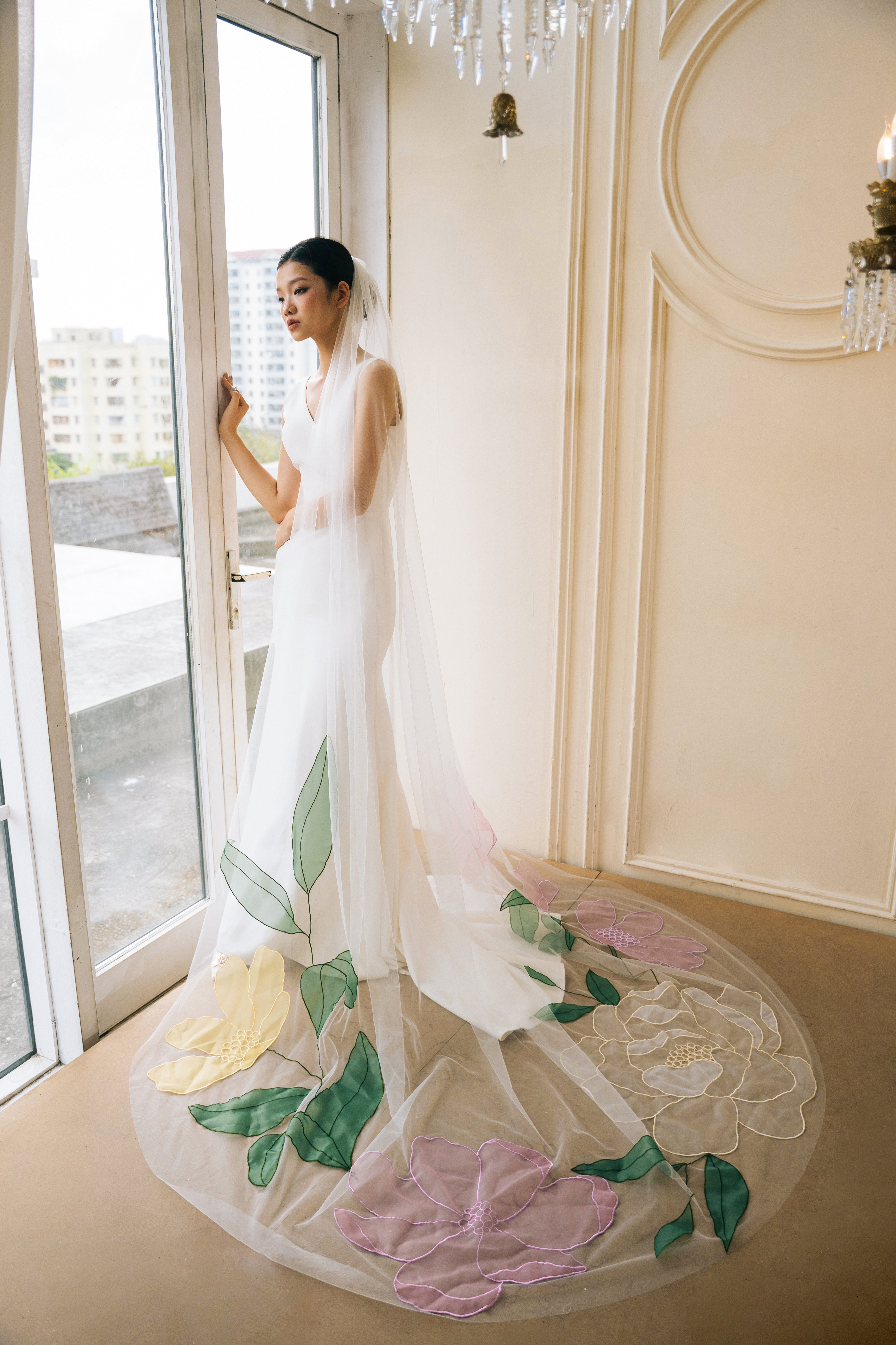 COLORFUL KAITIE | Cathedral organza embroidery floral veil