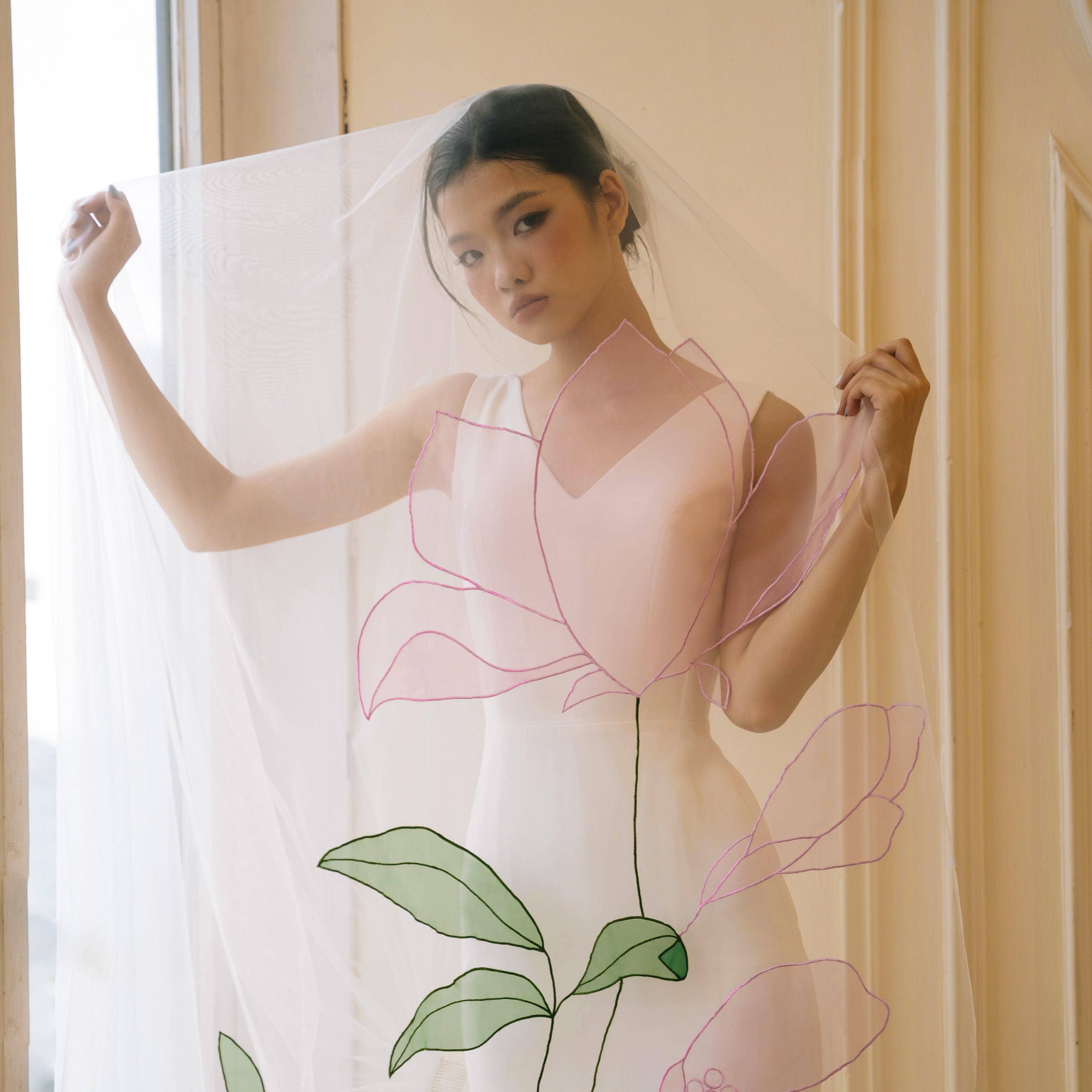 COLORFUL KAITIE | Cathedral organza embroidery floral veil