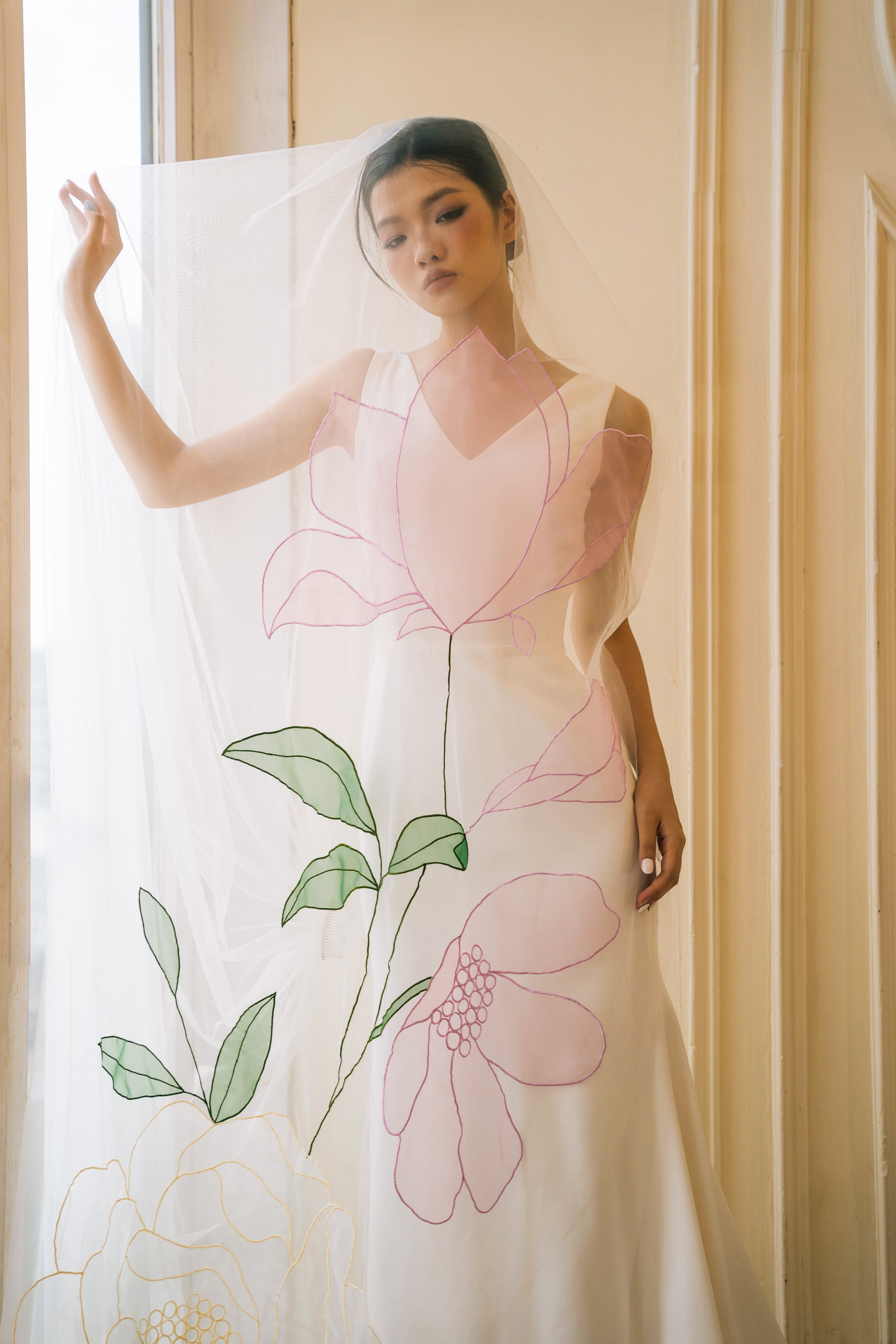 COLORFUL KAITIE | Cathedral organza embroidery floral veil