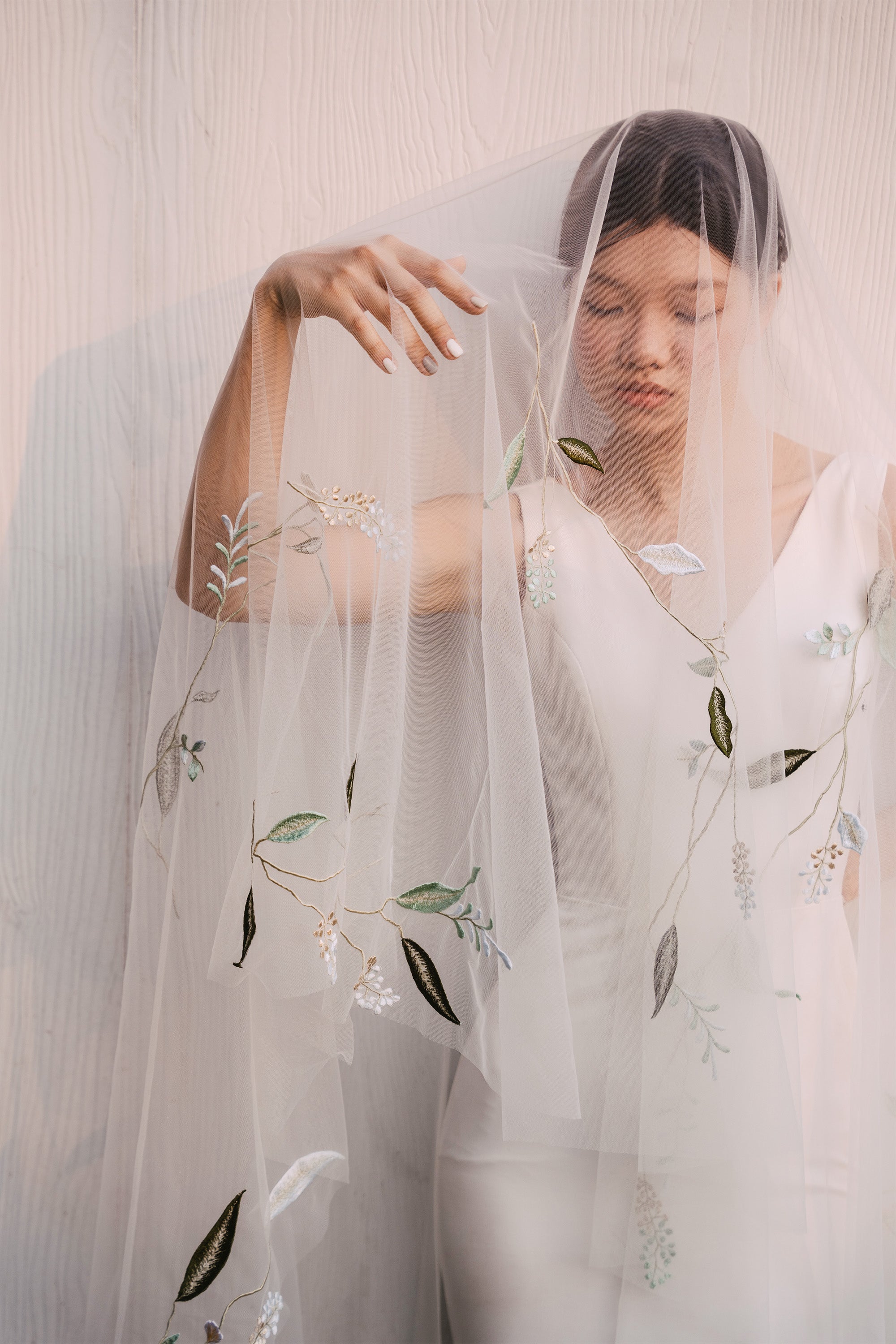 Vintage chapel length green floral embroidery wedding veil