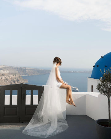 LILLY / Organza floral veil
