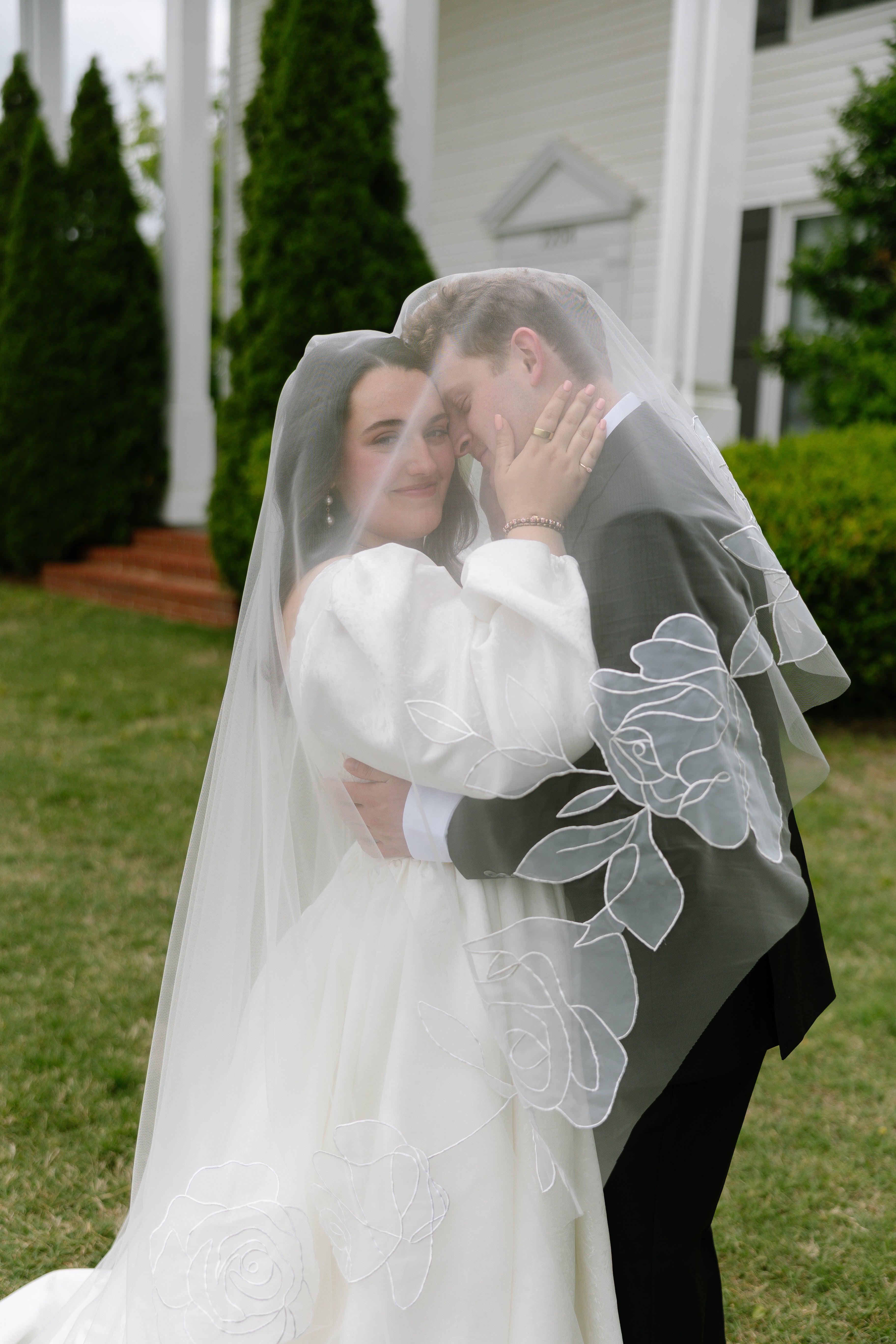 CHARLOTTE | Cathedral organza wedding veil