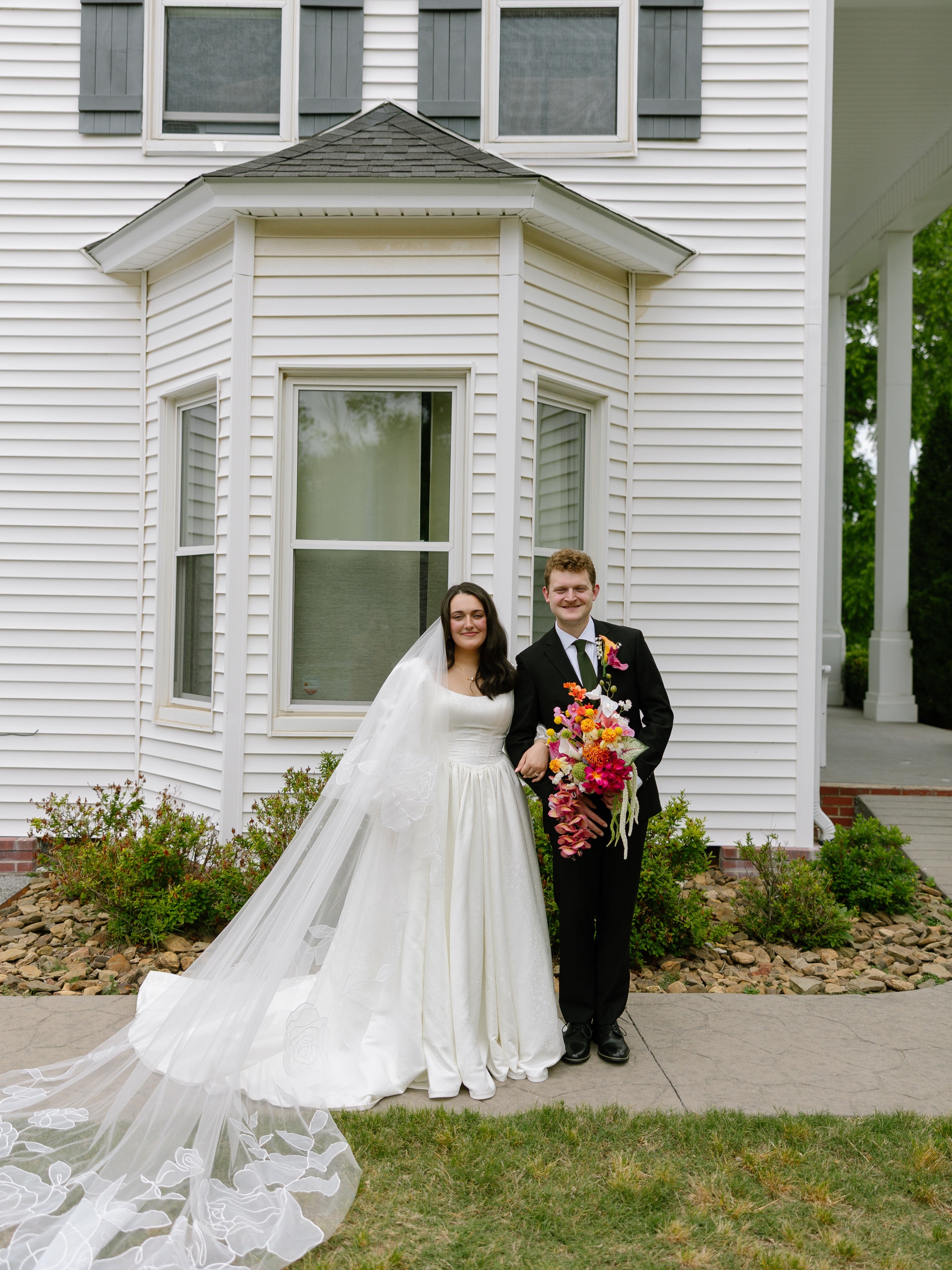 CHARLOTTE | Cathedral organza wedding veil